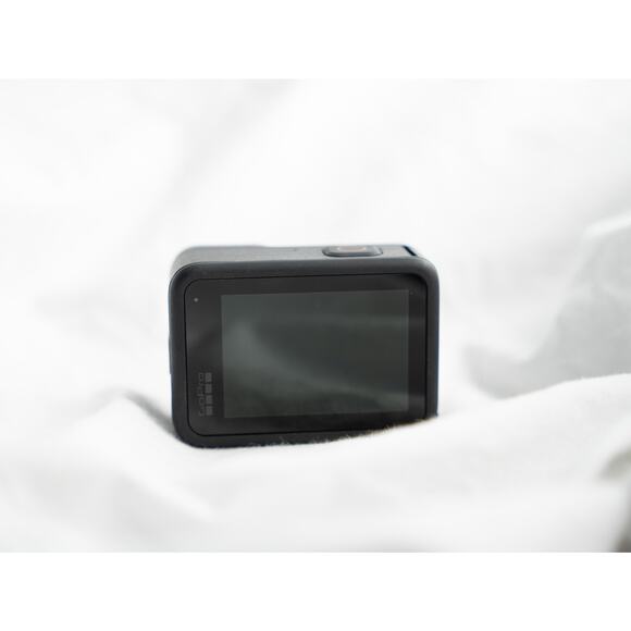 GoPro Hero 9 Black 5K 20MP Camera with Accessories Working Condition No Battery - Picture 7 of 10